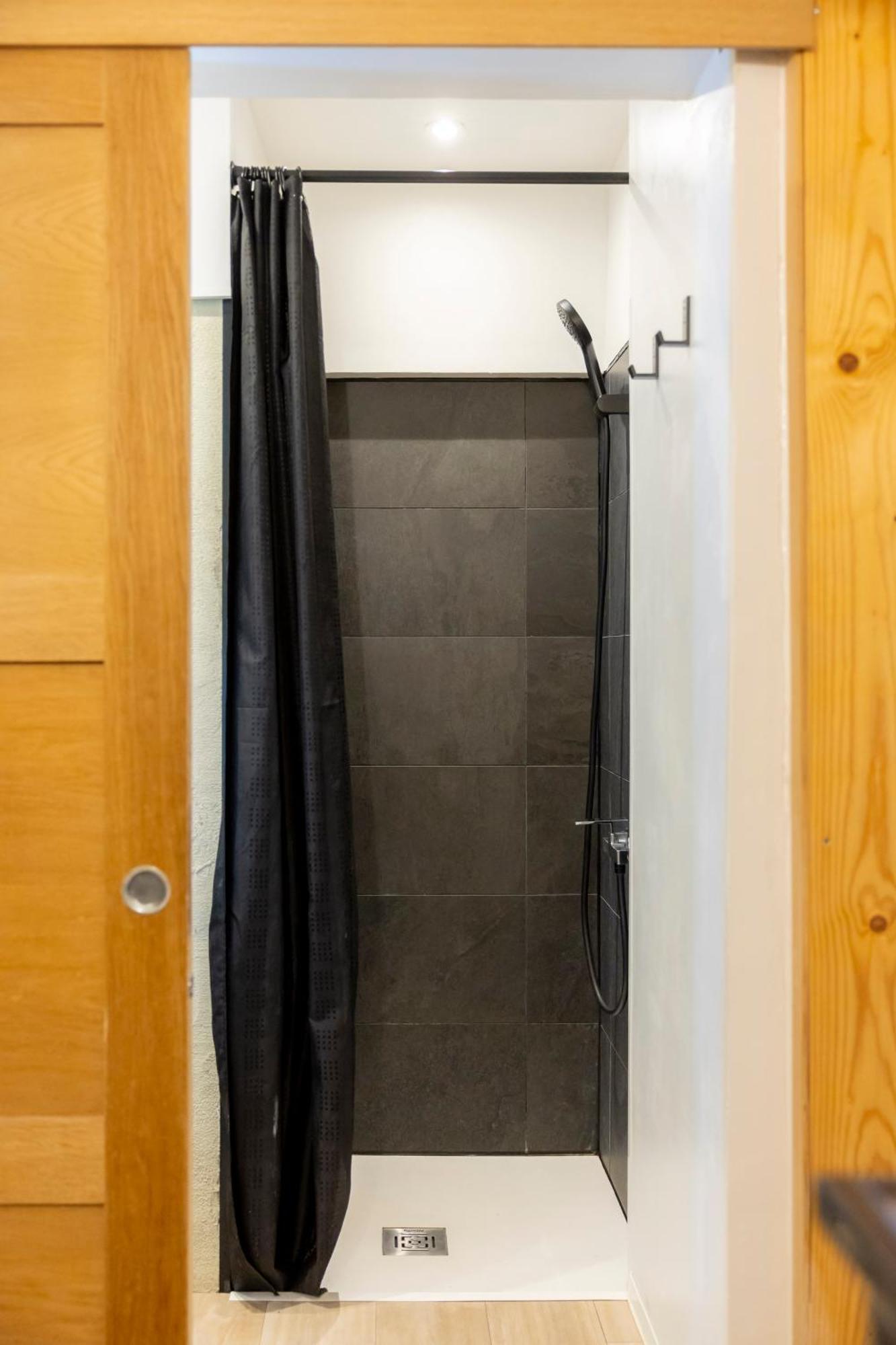 La Galleanne Studio Agreable Et Chaleureux Briancon  Exterior photo