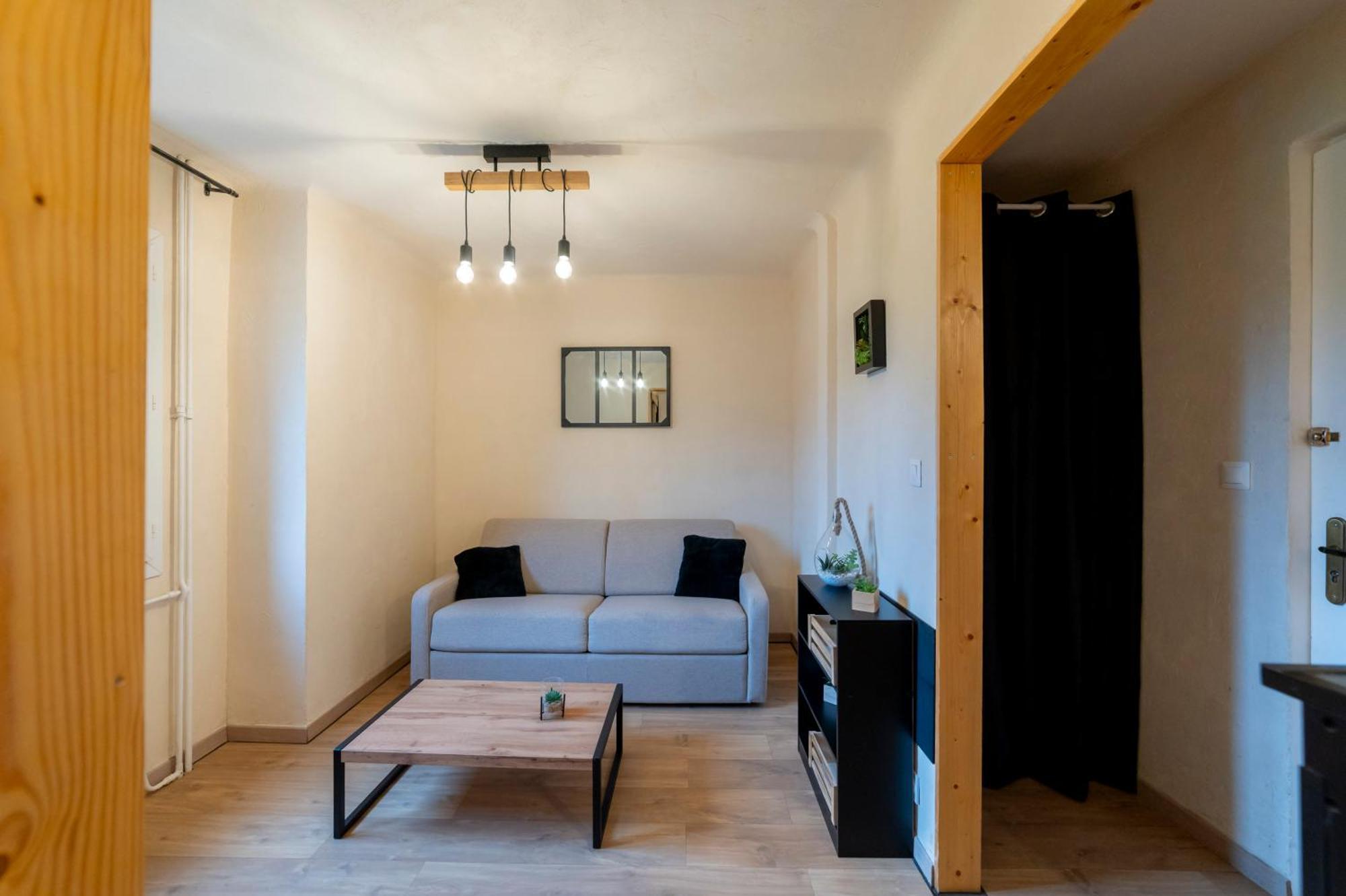 La Galleanne Studio Agreable Et Chaleureux Briancon  Exterior photo